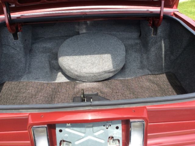 1990 Cadillac Brougham 4 Door Sedan - photo 13