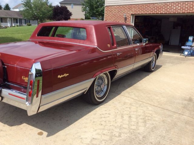 1990 Cadillac Brougham 4 Door Sedan - photo 5