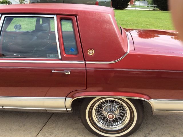 1990 Cadillac Brougham 4 Door Sedan - photo 6