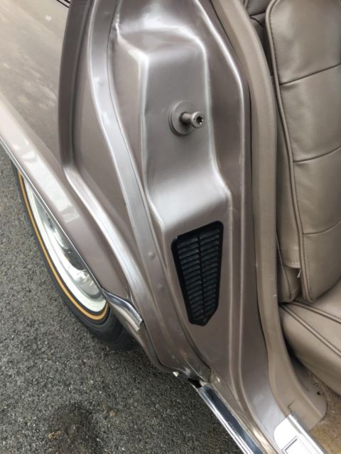 1990 Cadillac Brougham D’elegance - photo 10