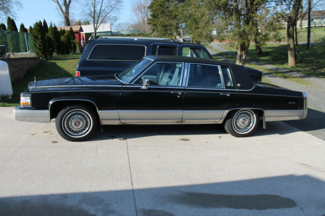 1990 Cadillac Brougham - photo 3