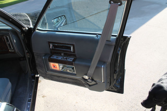 1990 Cadillac Brougham - photo 7