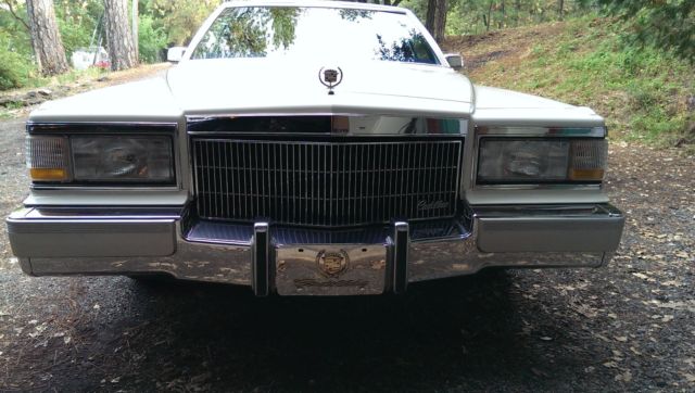1990 Cadillac Brougham - photo 3