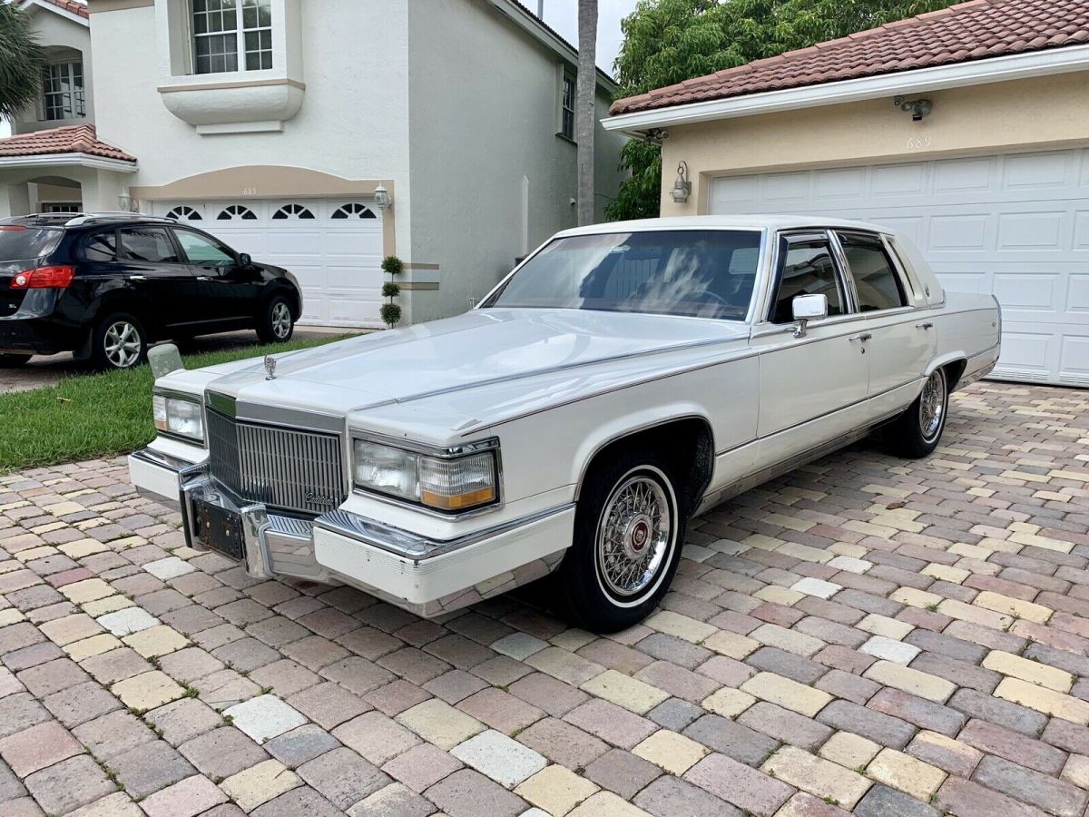 1990 Cadillac Brougham - photo 2