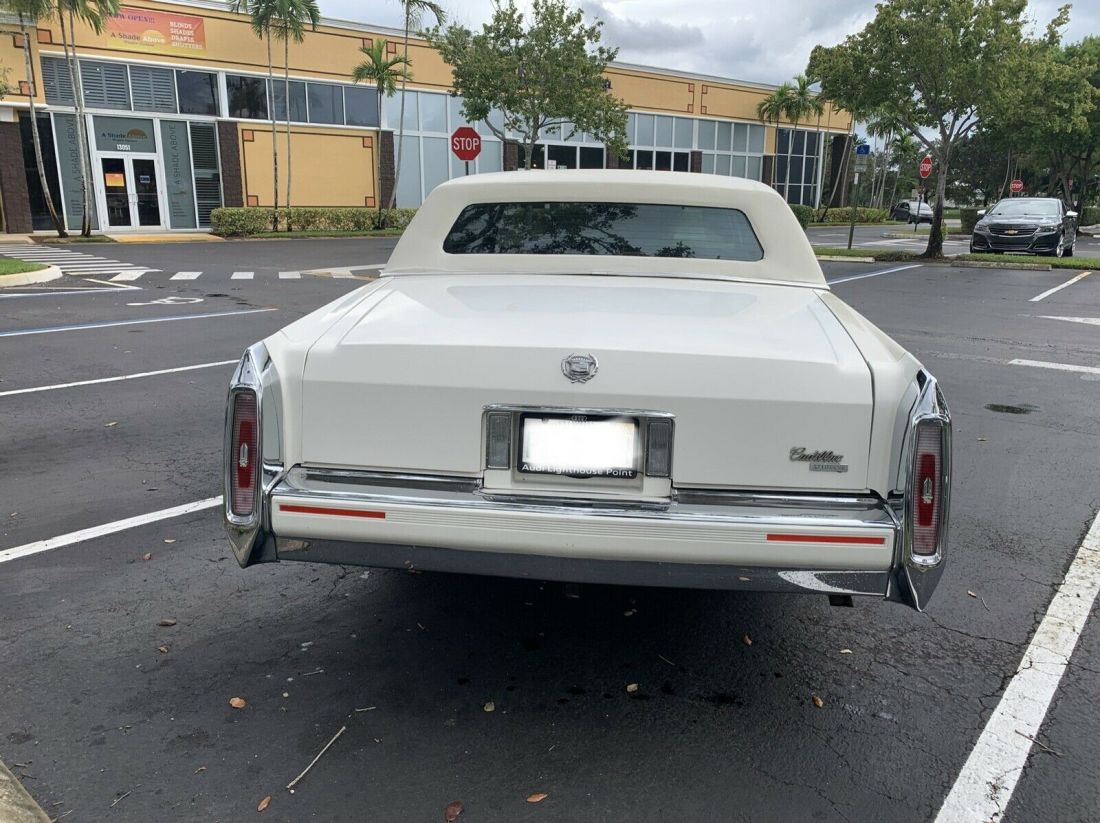 1990 Cadillac Brougham - photo 6