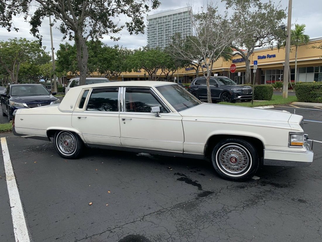1990 Cadillac Brougham - photo 7