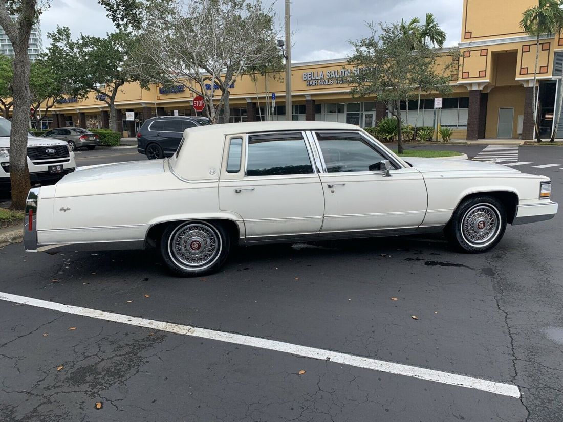 1990 Cadillac Brougham - photo 9
