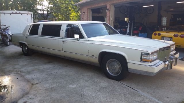1990 Cadillac Brougham - photo 3