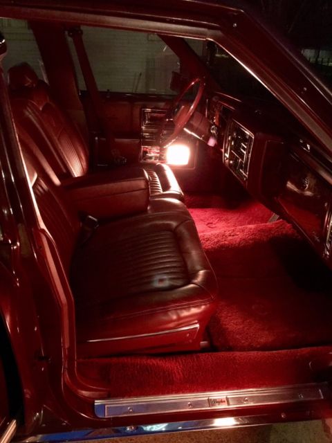 1990 Cadillac Brougham - photo 12