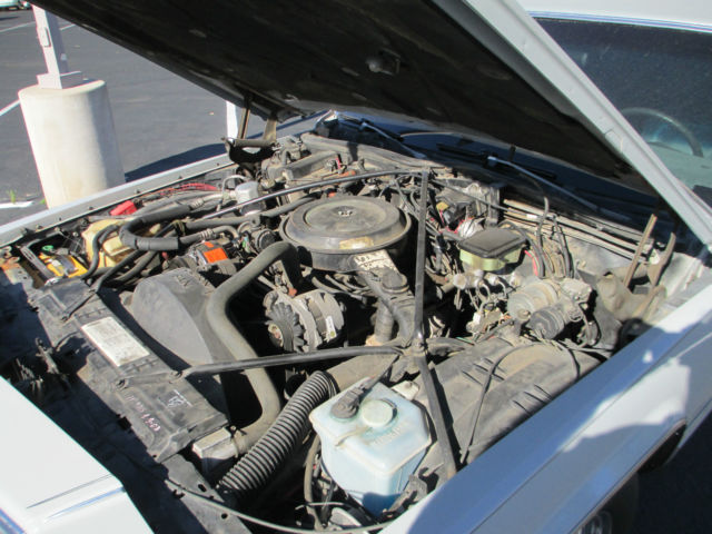 1990 Cadillac Brougham - photo 12