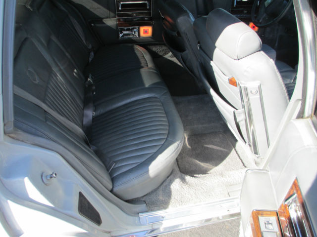 1990 Cadillac Brougham - photo 7