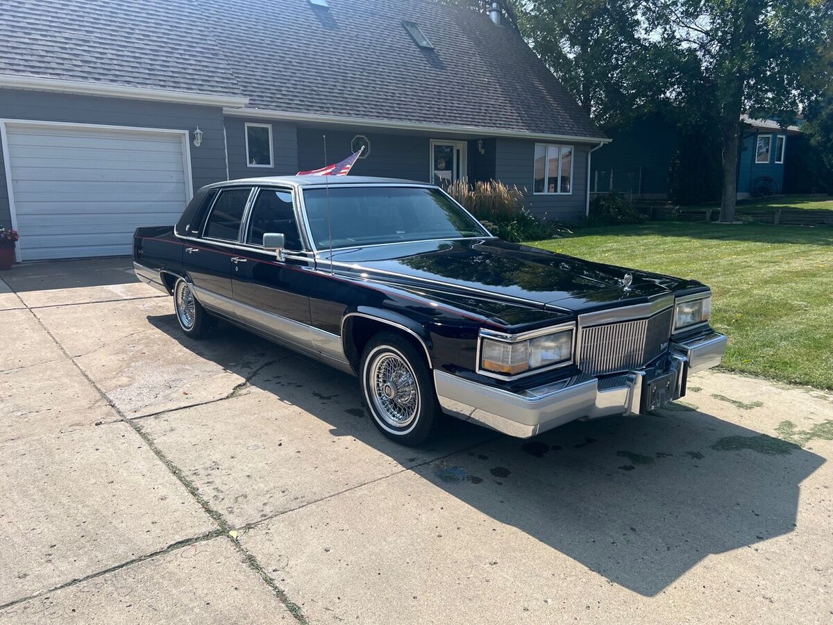 1990 Cadillac Brougham d’Elegance - photo 2
