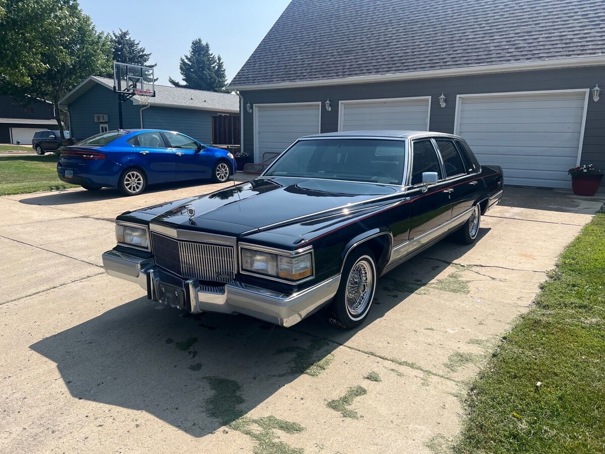 1990 Cadillac Brougham d’Elegance - photo 3