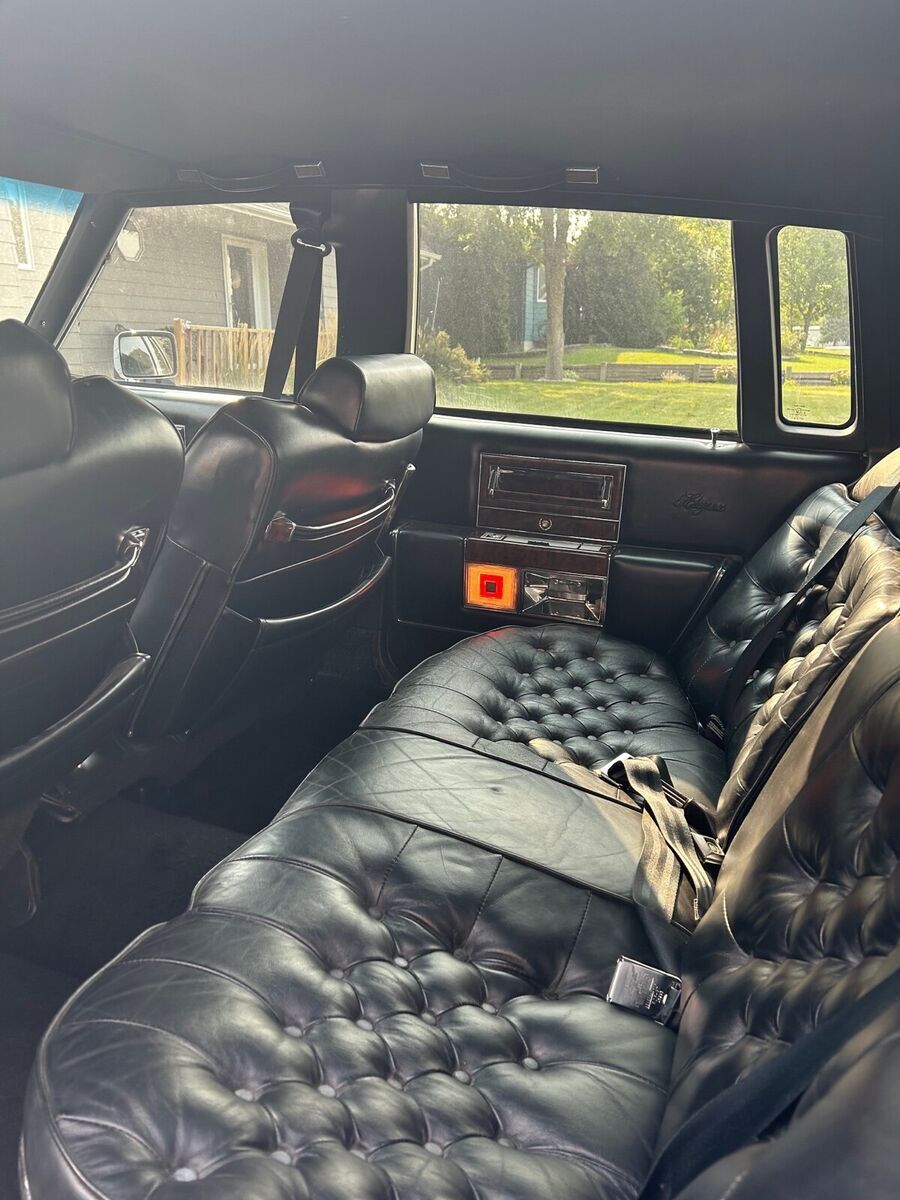 1990 Cadillac Brougham d’Elegance - photo 8