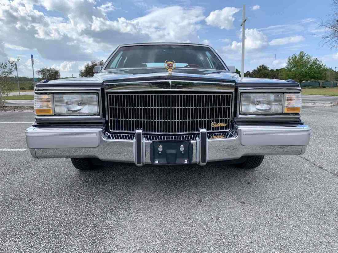 1990 Cadillac Brougham d’elgance 19,556 miles - photo 10