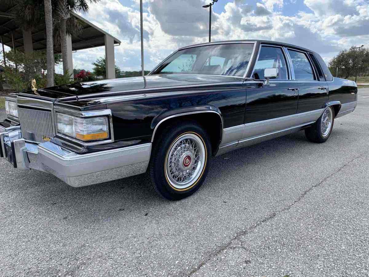 1990 Cadillac Brougham d’elgance 19,556 miles - photo 2