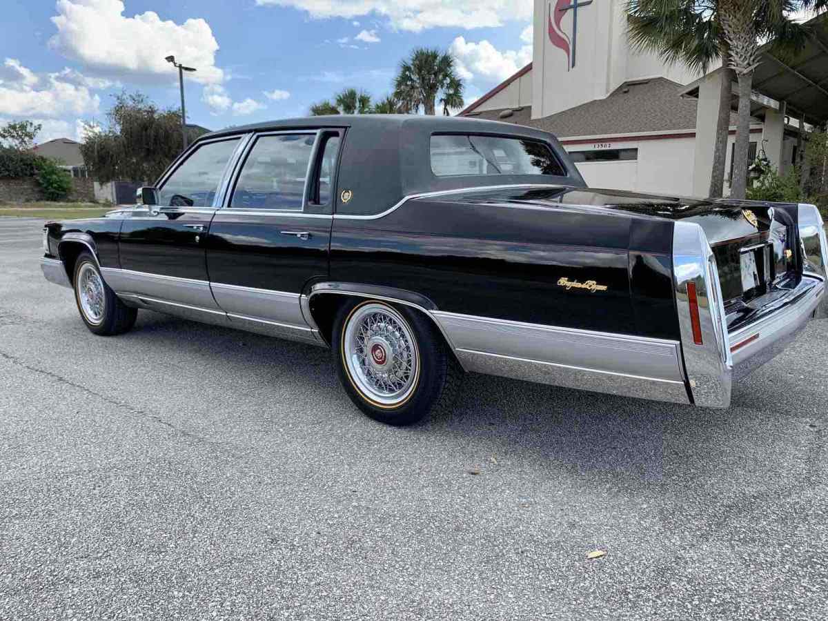 1990 Cadillac Brougham d’elgance 19,556 miles - photo 3