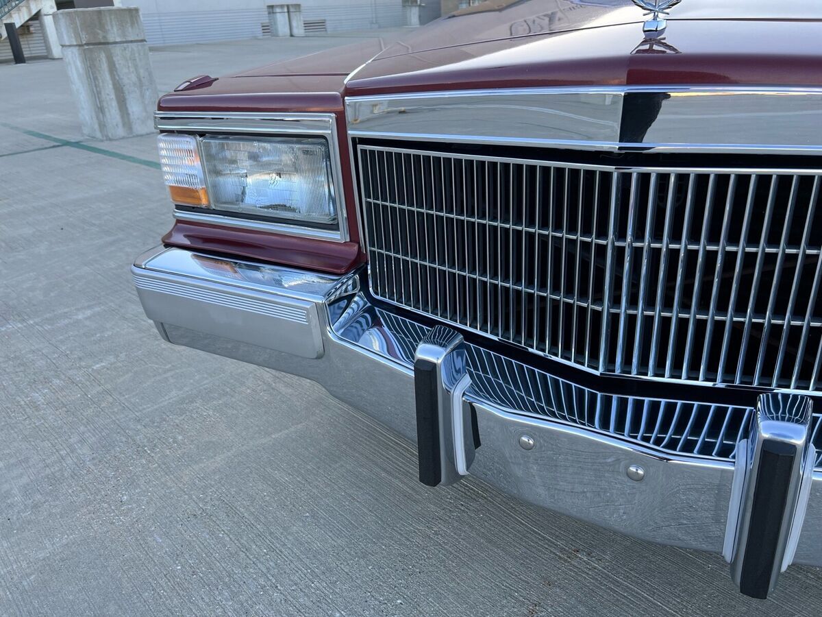 1990 Cadillac Brougham - photo 10