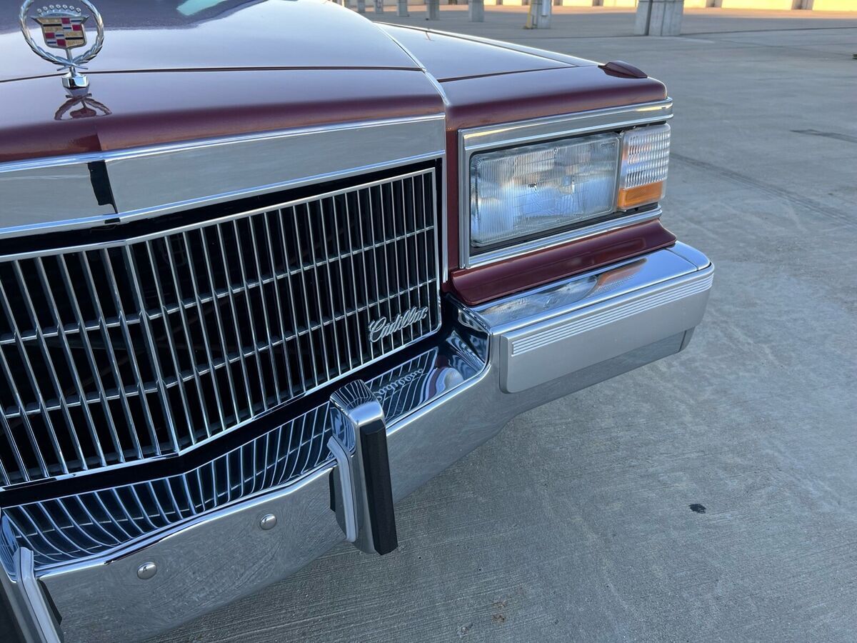 1990 Cadillac Brougham - photo 11
