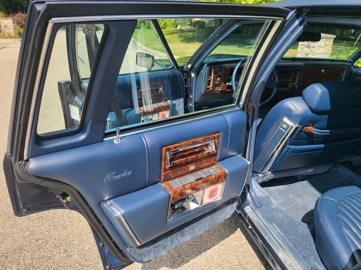 1990 Cadillac Brougham - photo 12