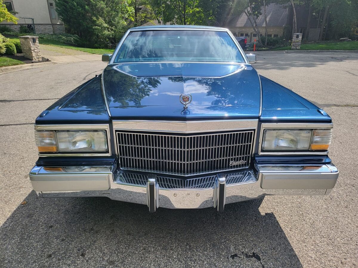 1990 Cadillac Brougham - photo 3