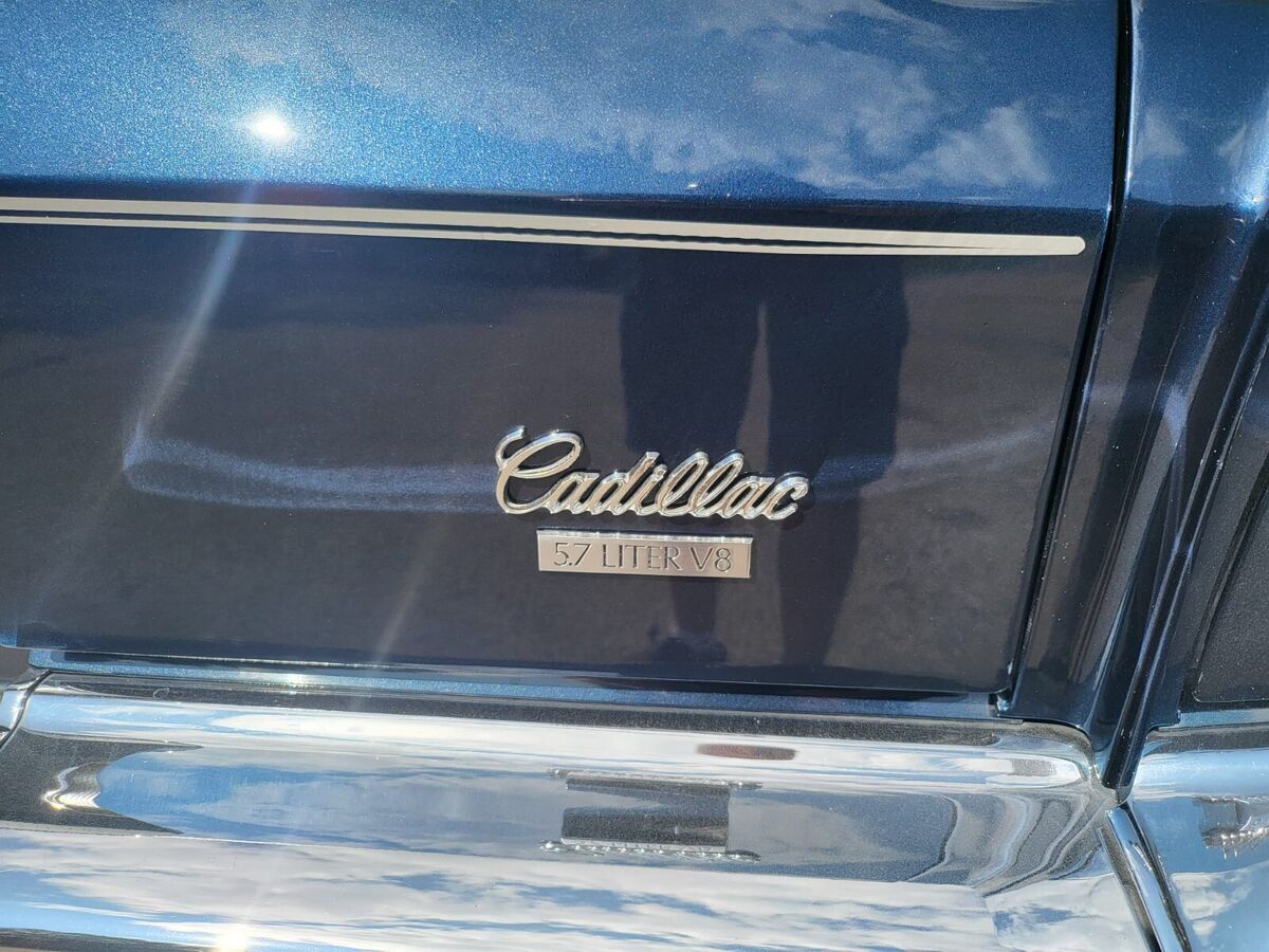 1990 Cadillac Brougham - photo 6