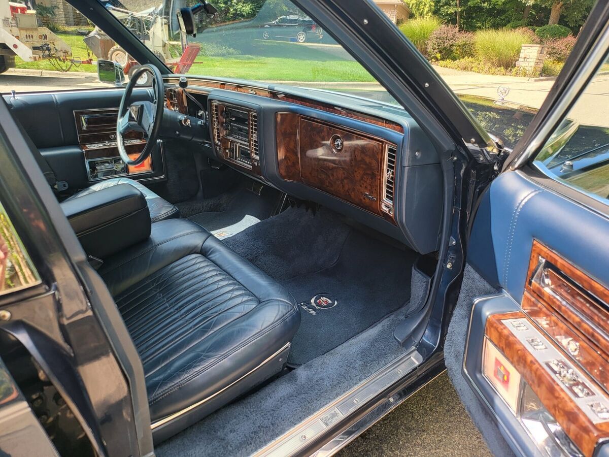 1990 Cadillac Brougham - photo 8