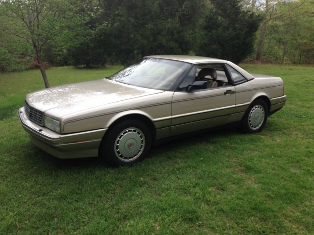 1990 Cadillac Allante conv. w/ hard top - photo 8