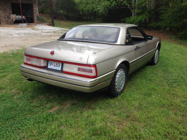 1990 Cadillac Allante conv. w/ hard top - photo 9