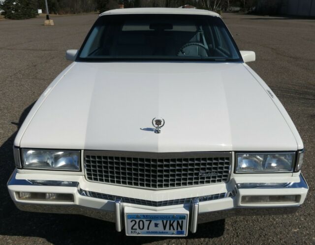 1990 Cadillac DeVille - photo 2