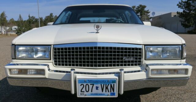 1990 Cadillac DeVille - photo 3
