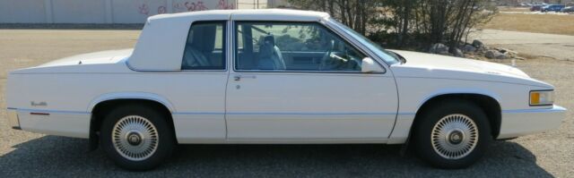 1990 Cadillac DeVille - photo 7