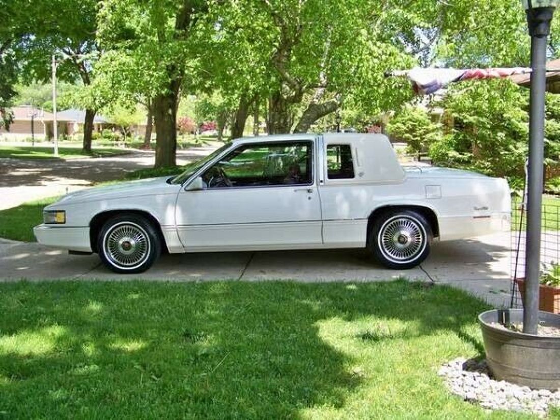 1990 Cadillac DeVille - photo 3