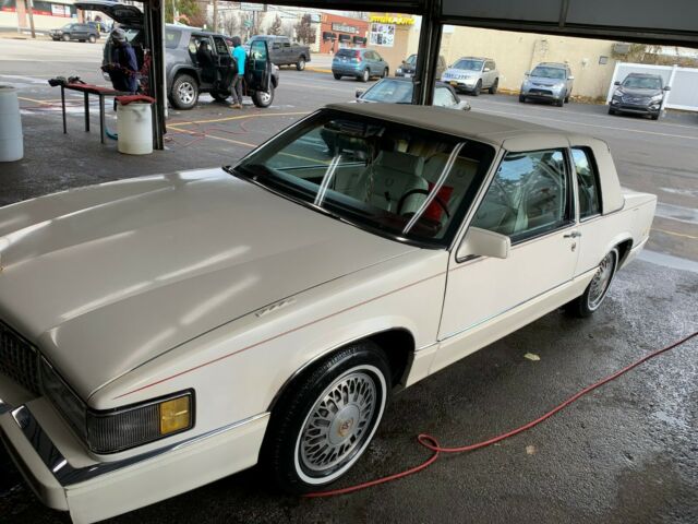 1990 Cadillac DeVille Coupe - photo 2