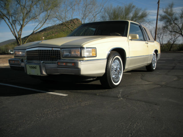 1990 Cadillac DeVille Base Coupe 2-Door - photo 2
