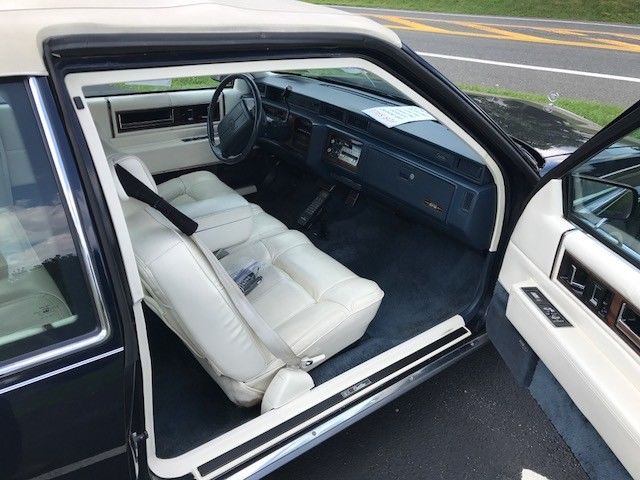 1990 Cadillac DeVille - photo 6