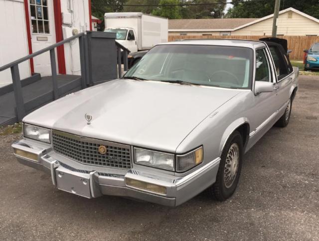 1990 Cadillac DeVille Base 4dr Sedan