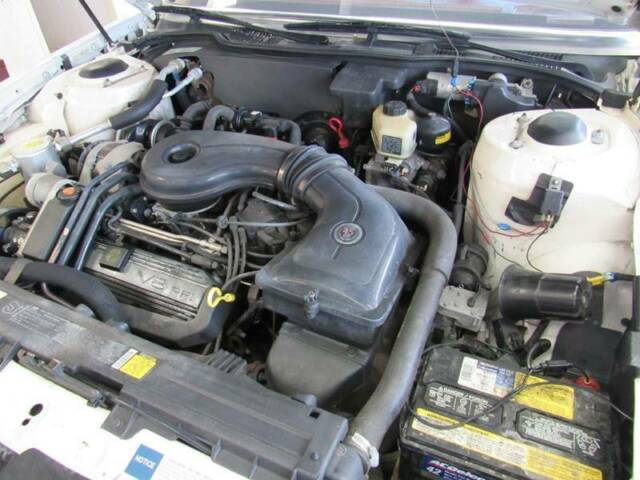 1990 Cadillac DeVille Base 4dr Sedan - photo 11