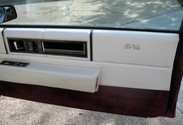 1990 Cadillac DeVille - photo 8