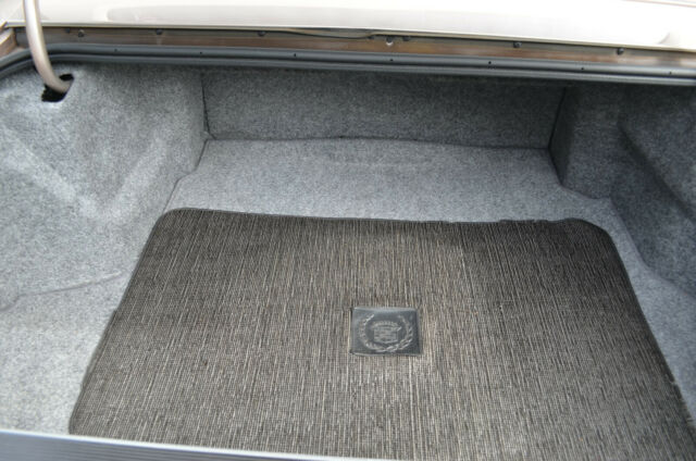 1990 Cadillac DeVille Coupe - photo 11