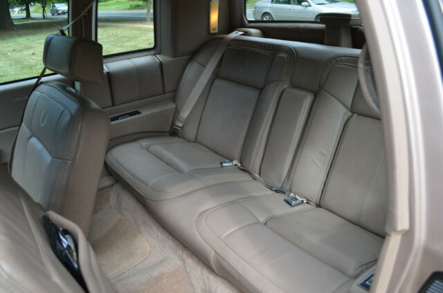 1990 Cadillac DeVille Coupe - photo 3