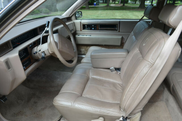 1990 Cadillac DeVille Coupe - photo 4