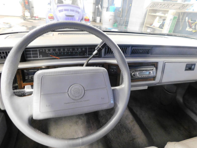 1990 Cadillac DeVille - photo 9