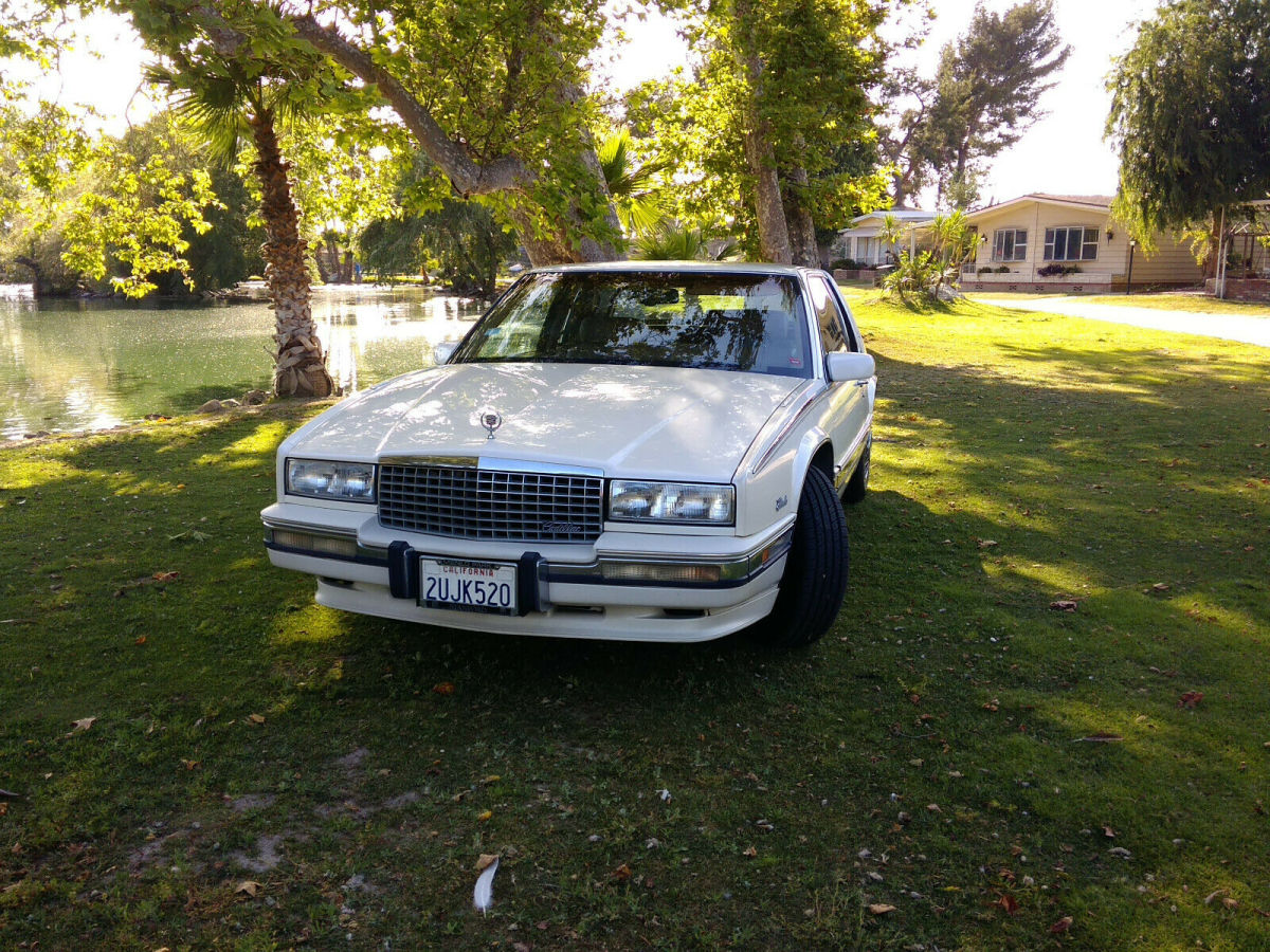 1990 Cadillac Eldorado Biarritz - photo 2