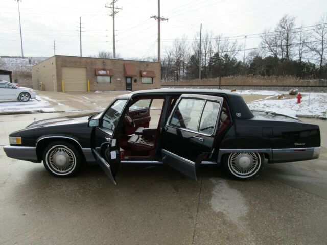 1990 Cadillac Fleetwood NO RESERVE AUCTION - LAST HIGHEST BIDDER WINS CAR! - photo 5