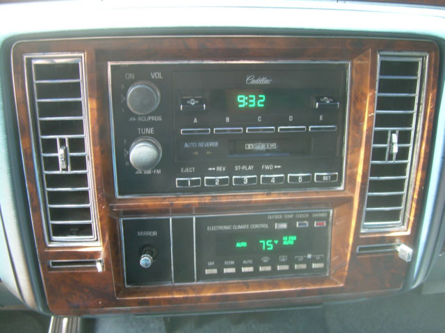 1990 Cadillac Brougham - photo 8