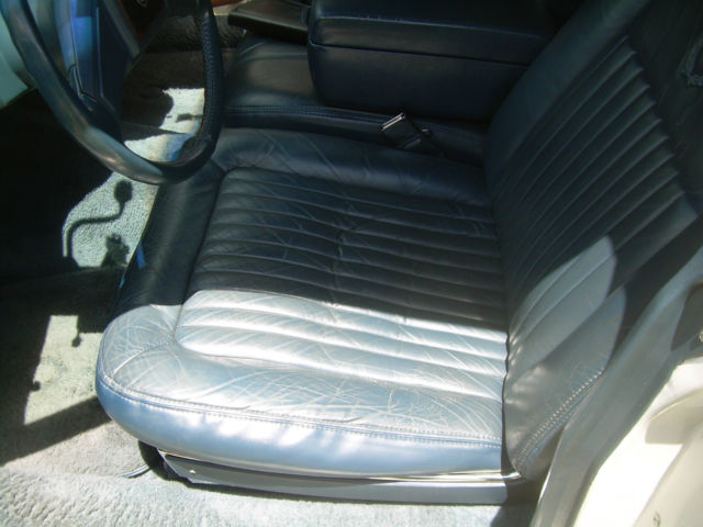 1990 Cadillac Brougham - photo 13