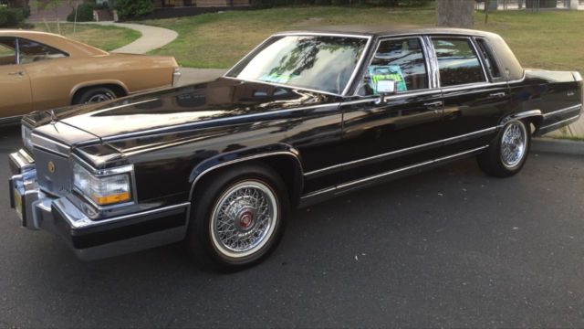 1990 Cadillac Fleetwood Delegance