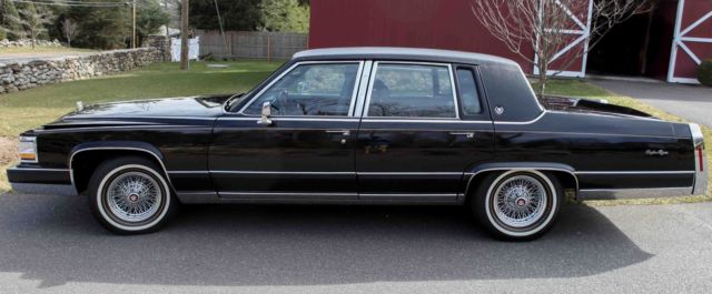 1990 Cadillac Brougham de'Elegance - photo 4