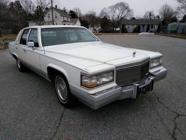 1990 Cadillac Fleetwood - photo 2